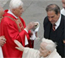 Joseph Ratzinger und Frere Roger beim Begrbnis von Johannes Paul II. / Bildquelle: APA